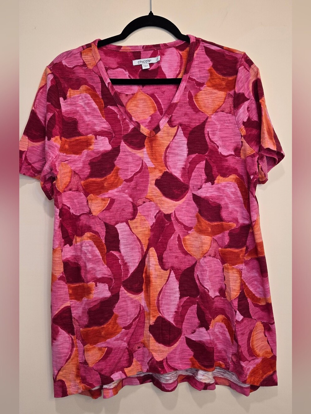 Chico's Pink Orange Abstract V-Neck Tee L